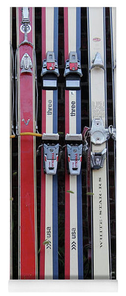 Vintage Skis - Yoga Mat